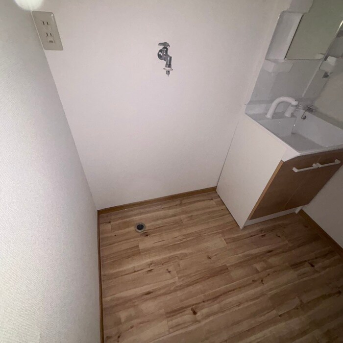 青山貸家の物件内観写真