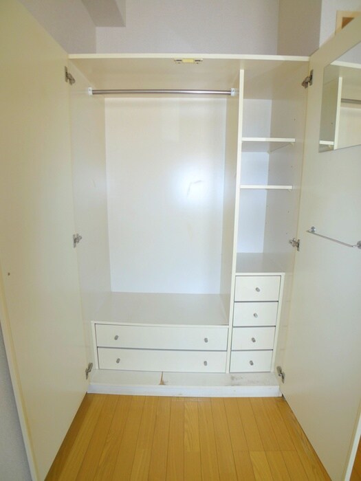 ポルタオーレアの物件内観写真