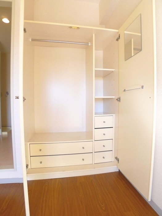 ポルタオーレアの物件内観写真