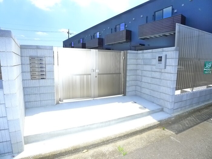 エリア４８の物件外観写真