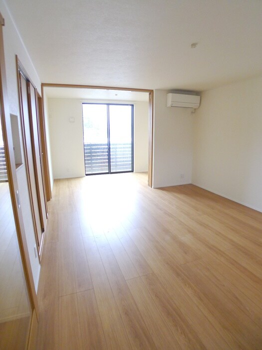 エリア４８の物件内観写真