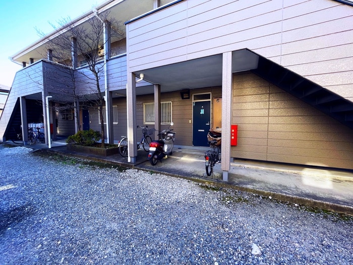 サニ－クレストの物件外観写真