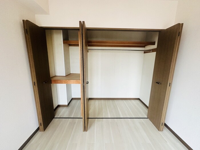 シャイニ－ヒルの物件内観写真