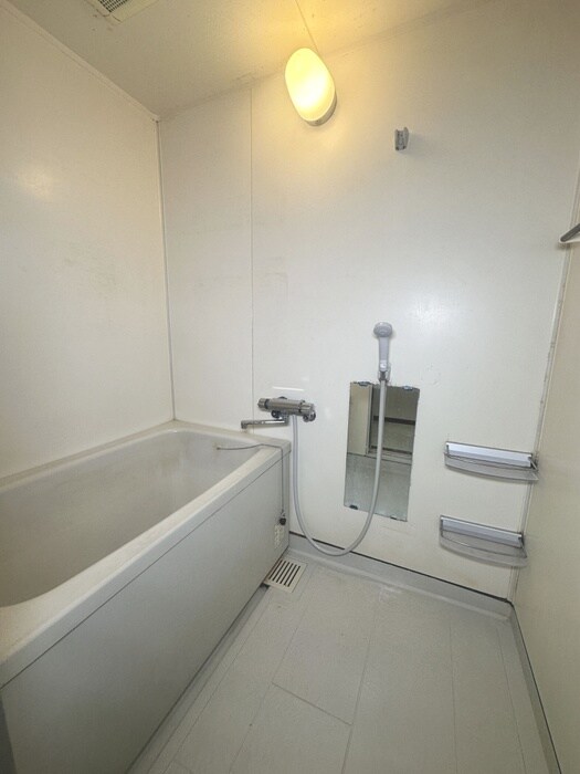 シャイニ－ヒルの物件内観写真