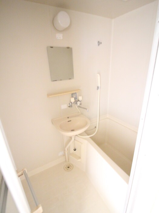 ラフォ－レ国立Ａの物件内観写真