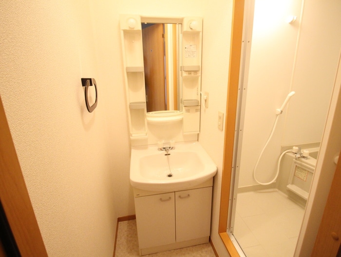 リビオン ホリの物件内観写真