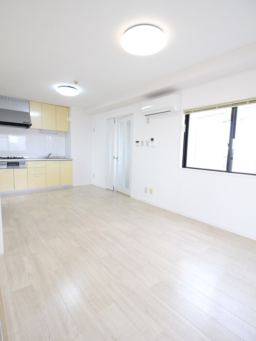 フラワータイムの物件内観写真