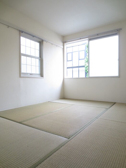 ラフォ－レ国立Ｂの物件内観写真