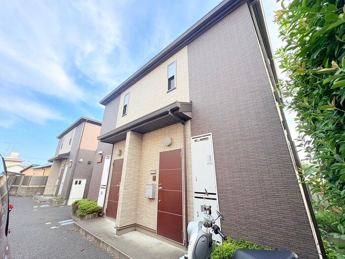 サンクレ－ルＡ棟の物件外観写真