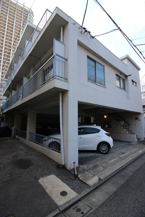 コ－ポ御殿山の物件外観写真