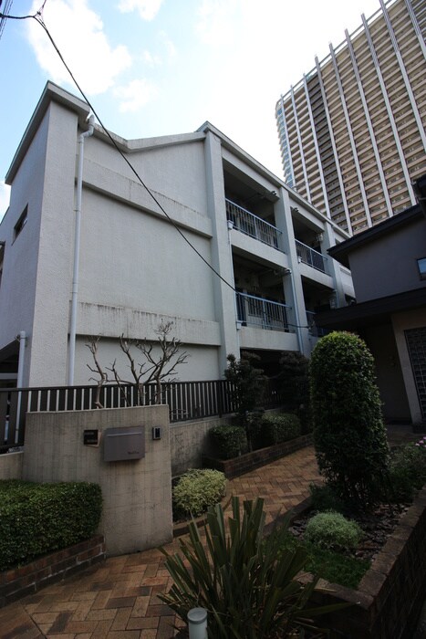 コ－ポ御殿山の物件外観写真