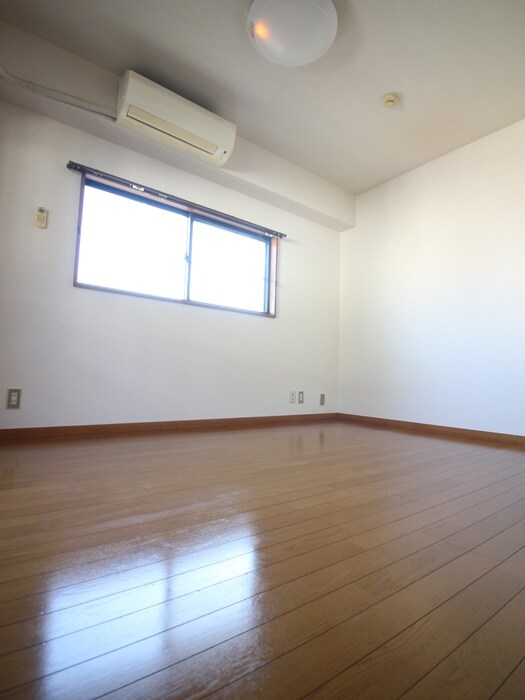 ルミエ－ル田園の物件内観写真