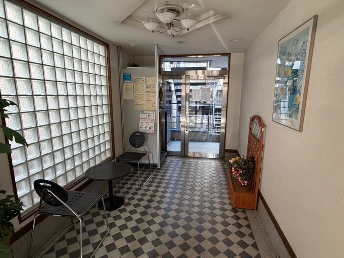 ア－クス太子堂の物件外観写真