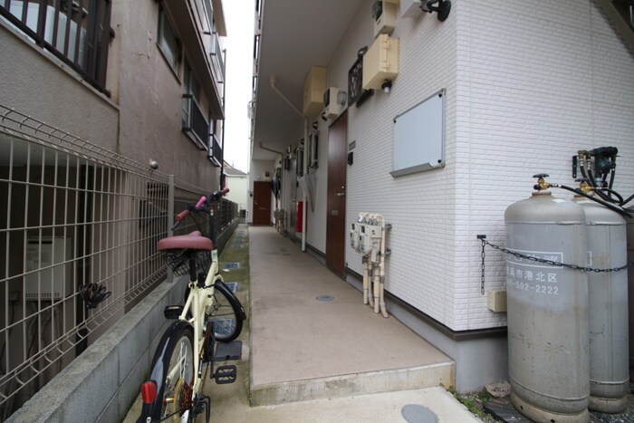 イデアルハイム白楽の物件外観写真