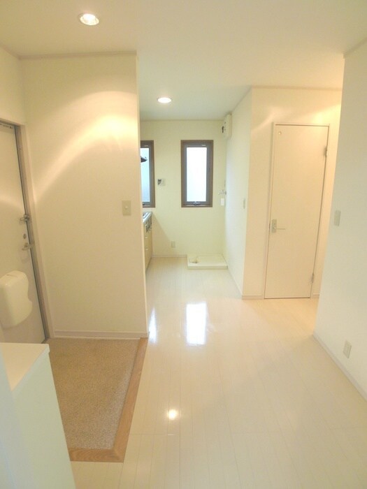 メイプルリーフ北戸田の物件内観写真