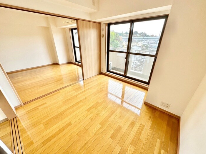 ベルヴェル稲城の物件内観写真