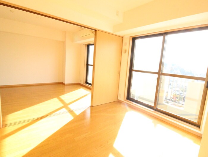 ベルヴェル稲城の物件内観写真