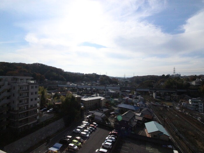 ベルヴェル稲城の物件内観写真