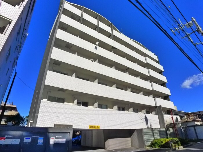 ポルタキアーラの物件外観写真