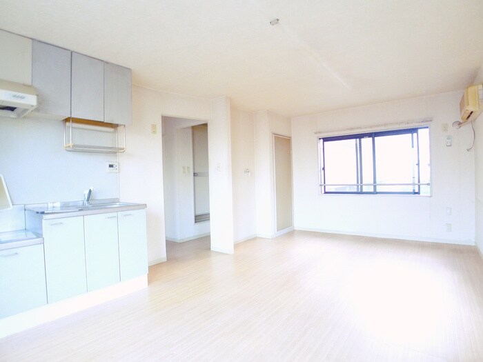 パインハイツの物件内観写真