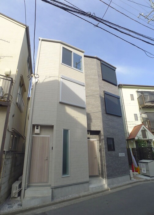 ブラントン梅島の物件外観写真