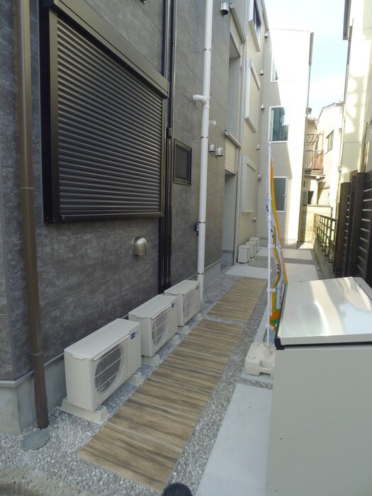 ブラントン梅島の物件外観写真