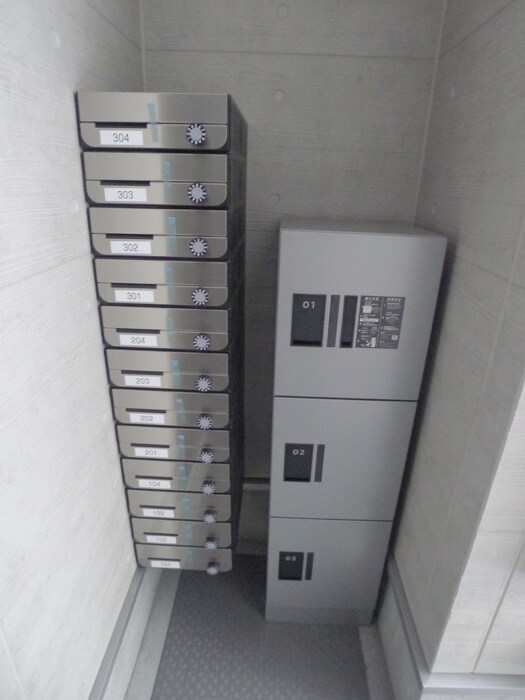 ブラントン梅島の物件外観写真