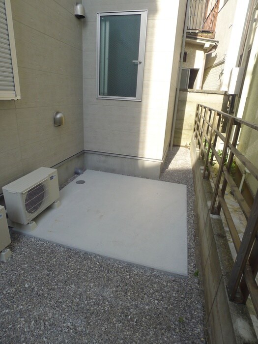 ブラントン梅島の物件外観写真