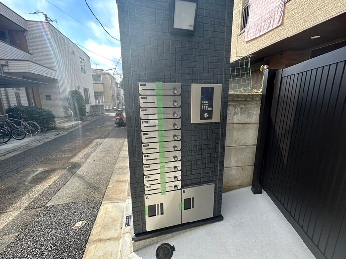 フローラメゾン北大塚の物件外観写真