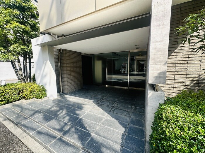 ダイアパレス蔵前の物件外観写真