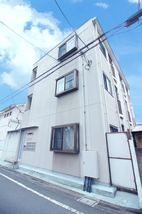 サンライズ・Ｂｌｖｄ．中青木の物件外観写真