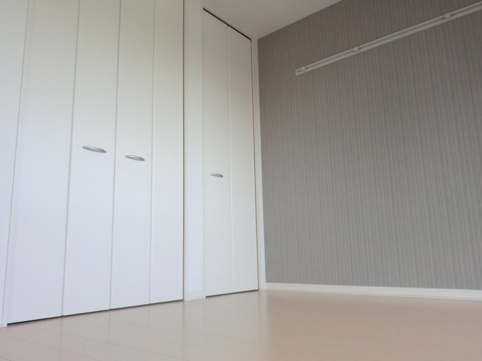 ロイヤルティアラⅤの物件内観写真