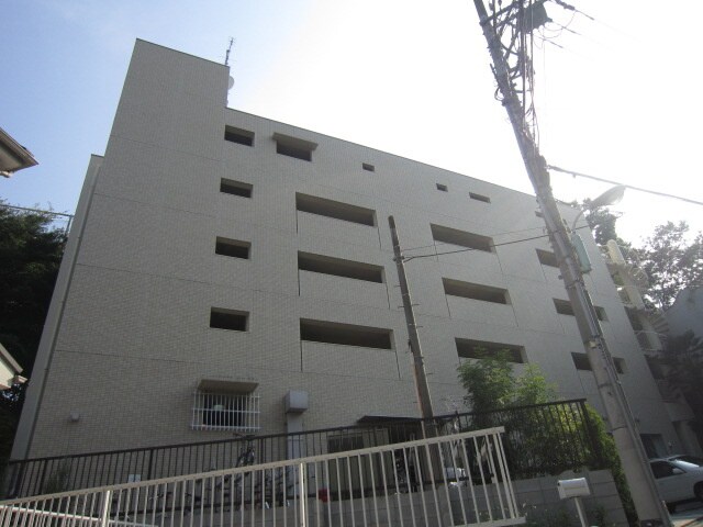 コ－トブリ－ズ根津の物件外観写真