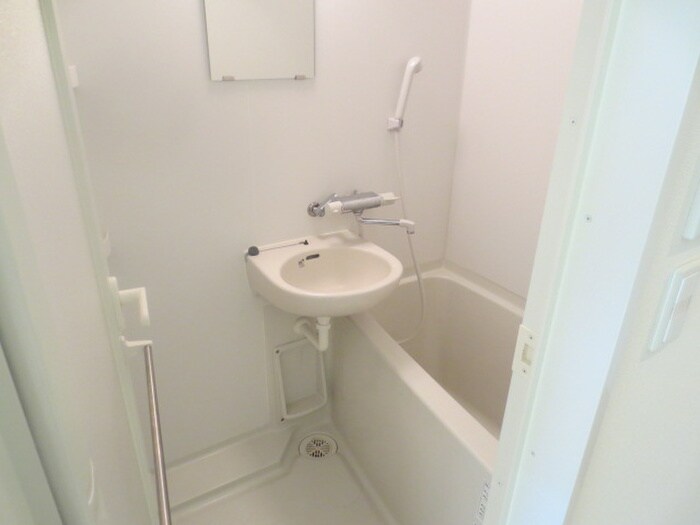 コ－トブリ－ズ根津の物件内観写真