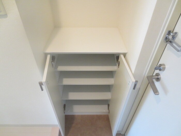 コ－トブリ－ズ根津の物件内観写真