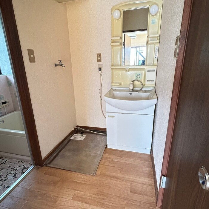 中丸ﾊｲﾂの物件内観写真