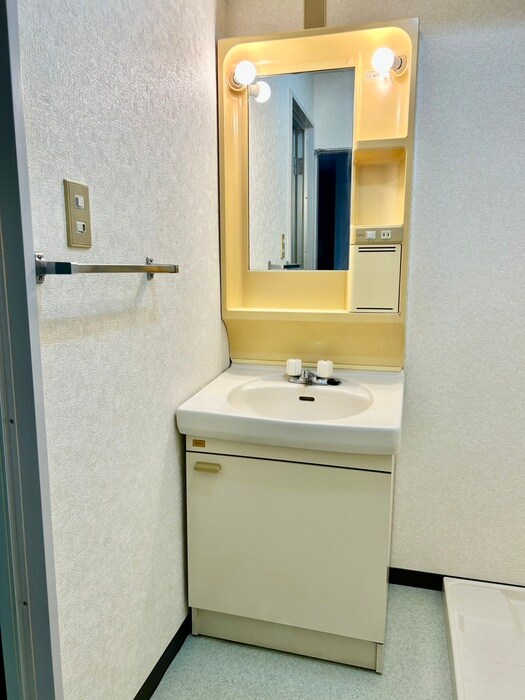 メゾンボヌ－ル喜多見の物件内観写真