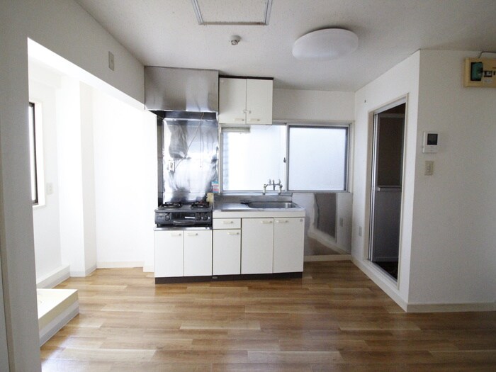 三澤ビルの物件内観写真