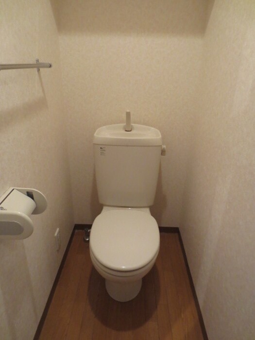 ラウンドタワ－オペリアの物件内観写真