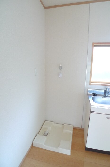 中原貸家1の物件内観写真