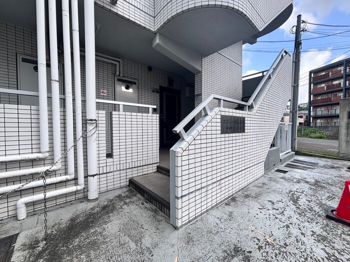 エクレール上星川の物件外観写真