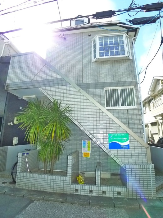 ローズアパートＲ６３番館の物件外観写真