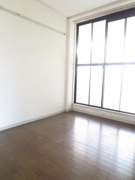 ハイムさがみの園Aの物件内観写真