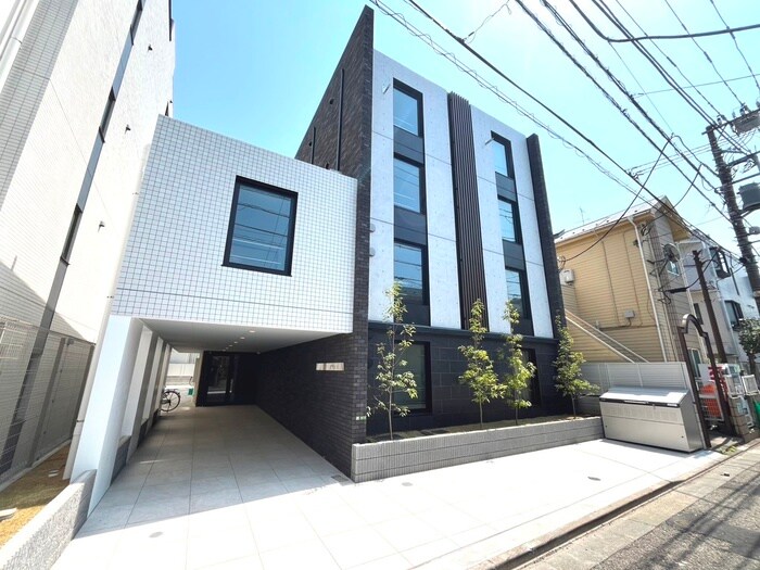 ルオーレ上北沢駅前の物件外観写真