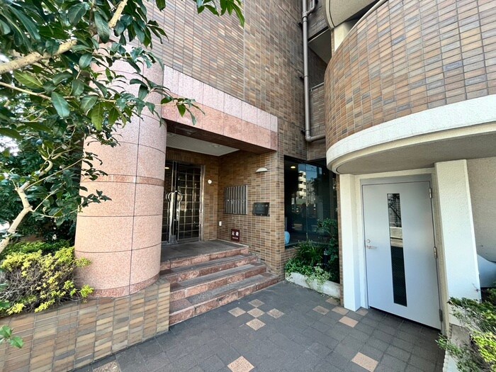 オードシュールの物件外観写真