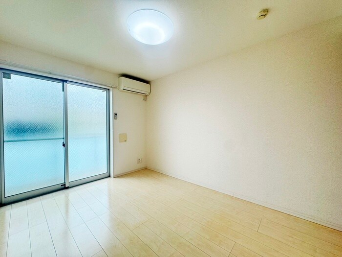 リブリ・Tsurugamineの物件内観写真