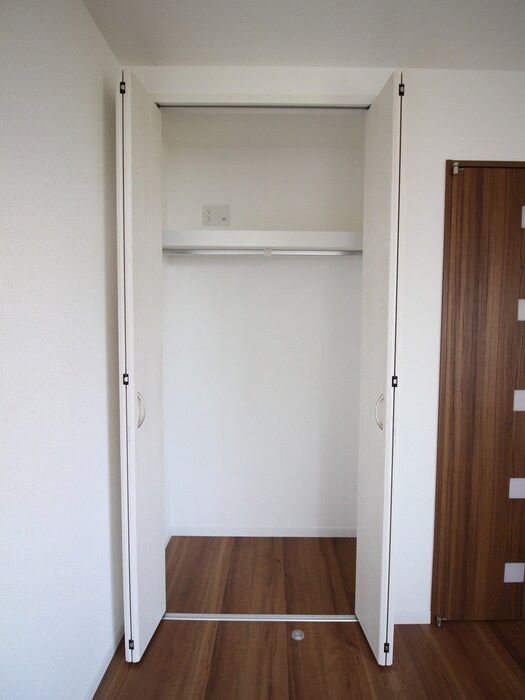 タリム　ハウスの物件内観写真