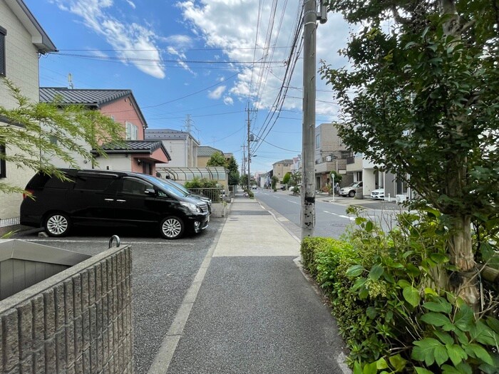 メゾン遠山Ⅱの物件外観写真
