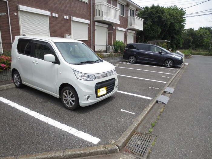 プレミ－ルの物件外観写真