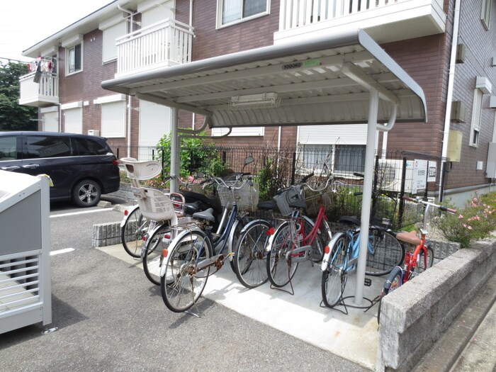 プレミ－ルの物件外観写真